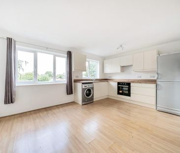 2 bedroom apartment to rent - Photo 6