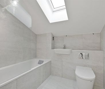 3 bedroom apartment to rent - Photo 6