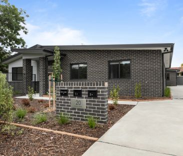 Modern, Low-Maintenance Townhouse in a Prime Page Pocket - Photo 4