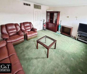 Flat, Valerian, St. Cecilia Close, Kidderminster, DY10 - Photo 1