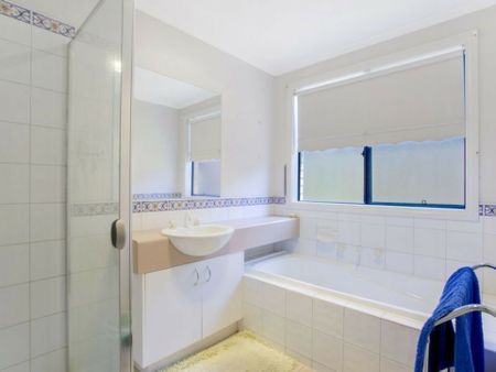 150 The Strand, Point Cook VIC, Belconnen - Photo 2