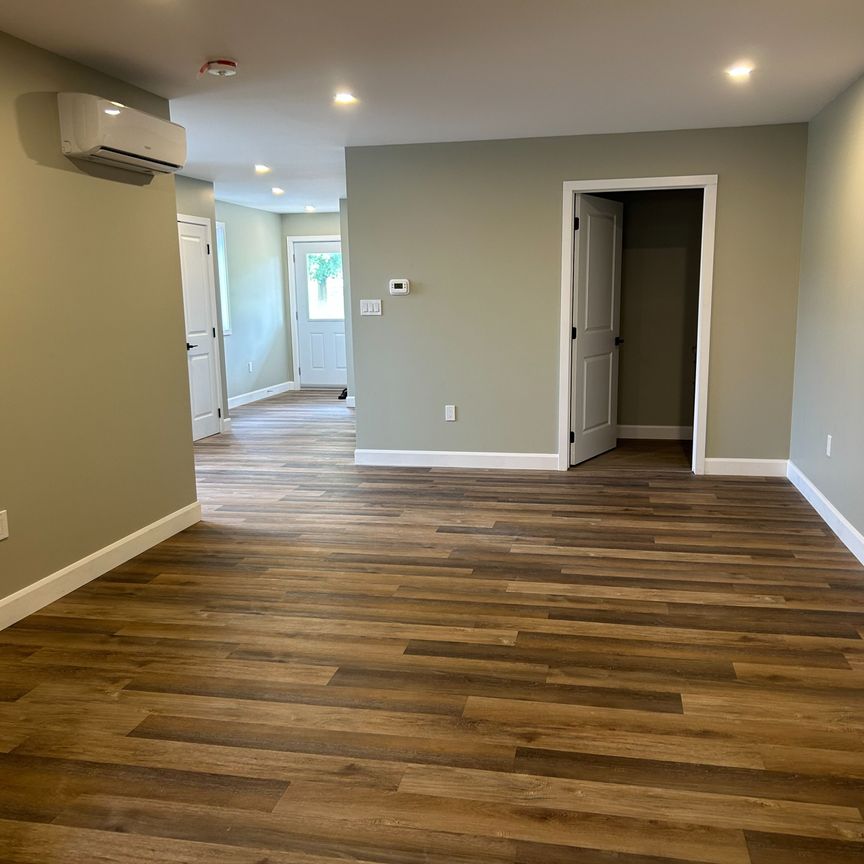 For Lease - 187 Balaklava Street Unit# Unit 2, Arran-Elderslie, Ontario - Photo 1