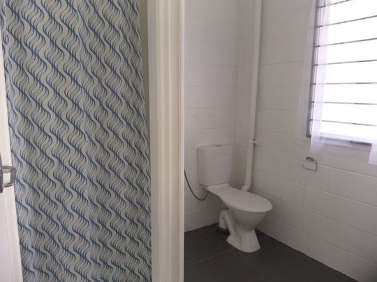 Cosy and Convenient - Photo 1