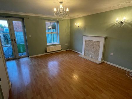 3 bedroom terraced house to rent - Photo 2