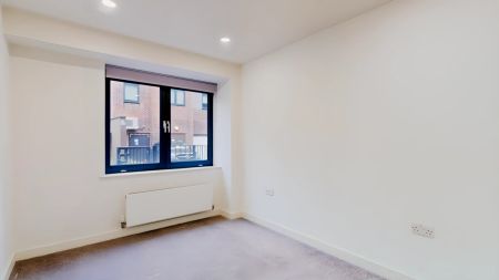 1 Bed 1 Bath - Photo 2