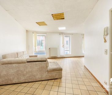 Appartement te huur in Charleroi - Photo 2