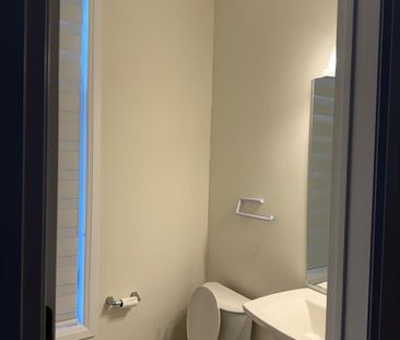 For Lease - 2 Kahshe Lane, Richmond Hill, Ontario - Photo 5