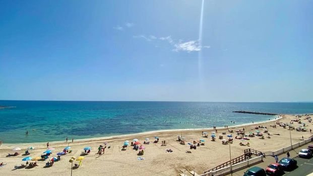 3 rooms and kitchen by the sea in Torrevieja - long term rental - Photo 1