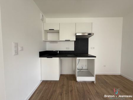 Location Appartement 3 pièces 62m² - Photo 3