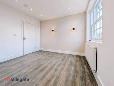 3 bedroom flat to rent - Photo 2