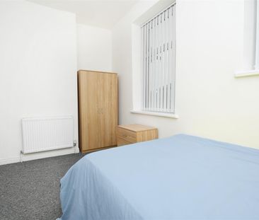 1 bed house share to rent in Nairne Street, Burnley, BB11 - Photo 2