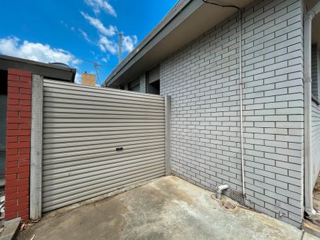 1/5 Cara Road, Highton - Photo 5