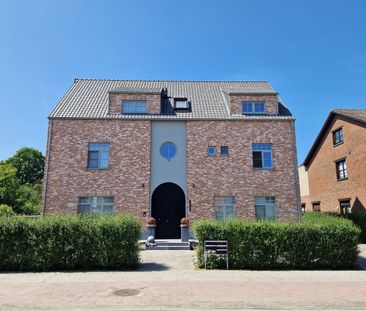 Ruim Appartement 2 Slpk met Groot Terras 18m² + Garagebox - Photo 3