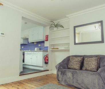 4 bedroom terraced house to rent - Photo 4