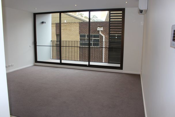 Secure Apartment With Spacious Livingroom And Balcony! - Photo 1