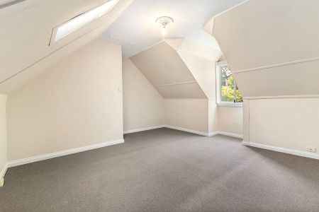 35 Probert Street, Camperdown NSW 2050 - House For Rent | Domain - Photo 5