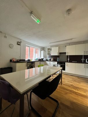 Flat 3 Raddlebarn Court Room 7 - Photo 1