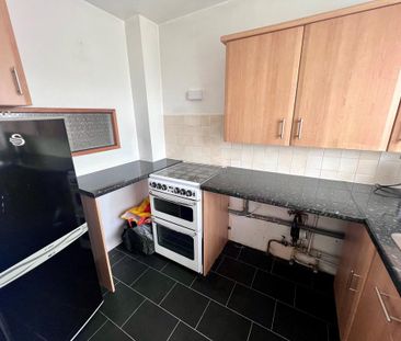 2 bedroom property to rent - Photo 4