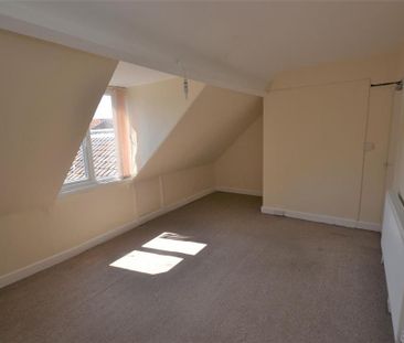 2 bedroom maisonette to rent - Photo 5