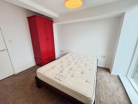 2 bedroom flat to rent - Photo 3