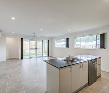 Brand New Family Home! - Photo 1