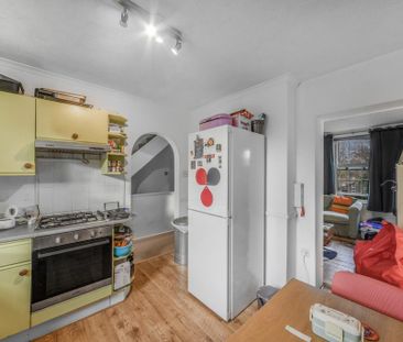 2 bedroom flat to rent - Photo 6