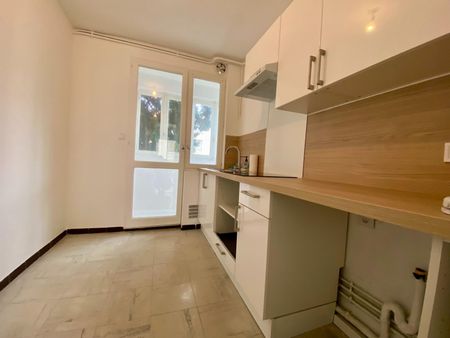 « AVIGNON EM - APPARTEMENT T2 45.54M² AVEC BALCON » - Photo 4