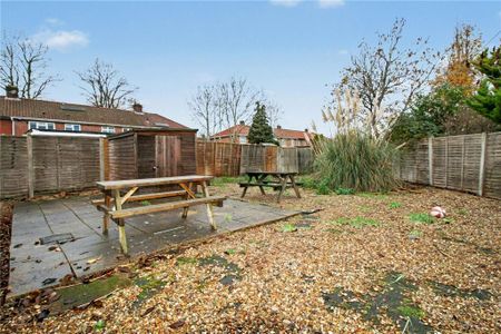 1 bedroom semi-detached house to rent - Photo 3