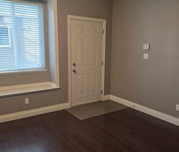 $1600 - ground level @ Brentwood/North Burnaby - Photo 4