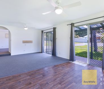 35 Bunyip Street, Burleigh Heads QLD 4220 - House For Rent | Domain - Photo 3