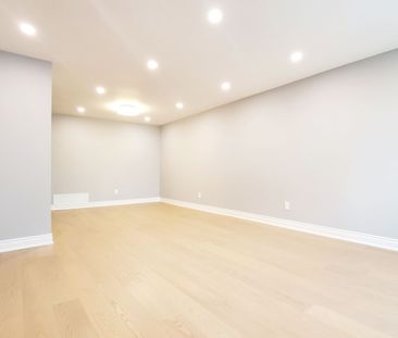 For Lease - 20 Rakewood Crescent, Toronto, Ontario - Photo 2