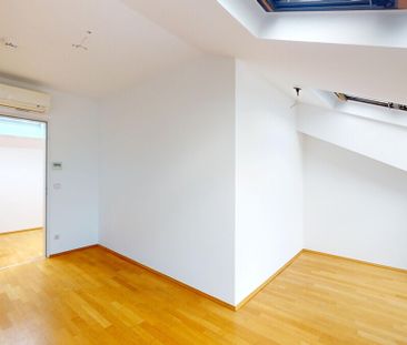 Außergewöhnliche Maisonette-Wohnung mit Sonnenterrasse über den Däc... - Photo 2