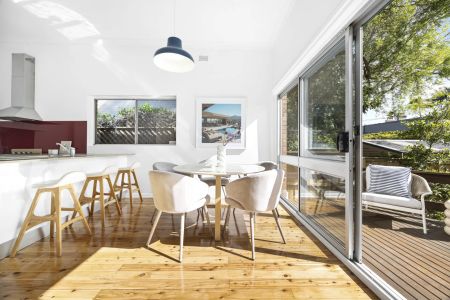 Federation Charm With Family Appeal By Centennial Park - Photo 5