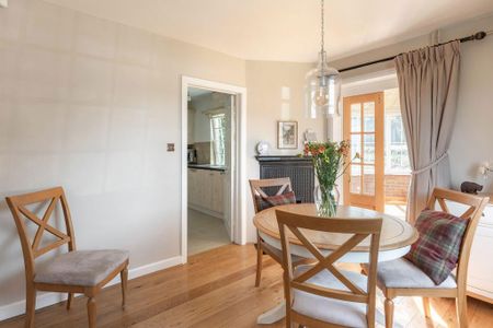 3 bedroom semi-detached house to rent - Photo 3