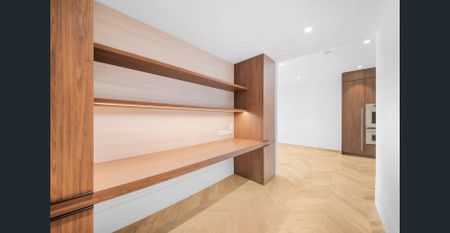 Brand New Designer One-Bedroom Residence in Prestigious "Pienza" - Photo 4