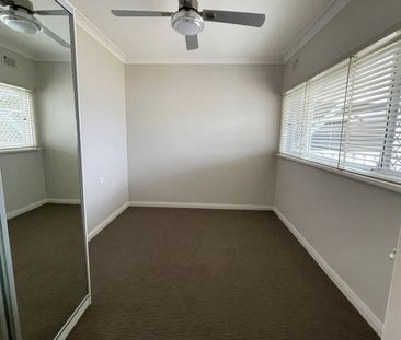 Convenient North Tamworth location - Photo 5