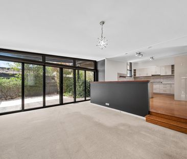 14 Gatton Street, Farrer ACT 2607 - House For Rent | Domain - Photo 2