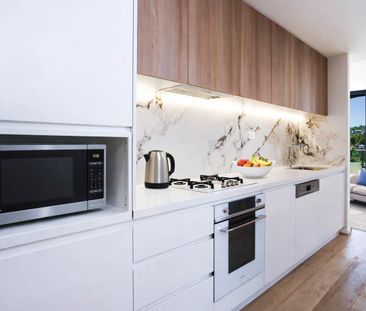 LUXURY, NEW SKY GARDEN APARTMENT! - Photo 6