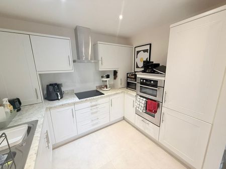 2 bedroom apartment to rent - Photo 4