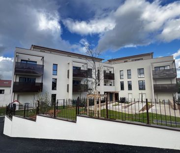 La Tour-de-Salvagny, 69890 - Photo 2