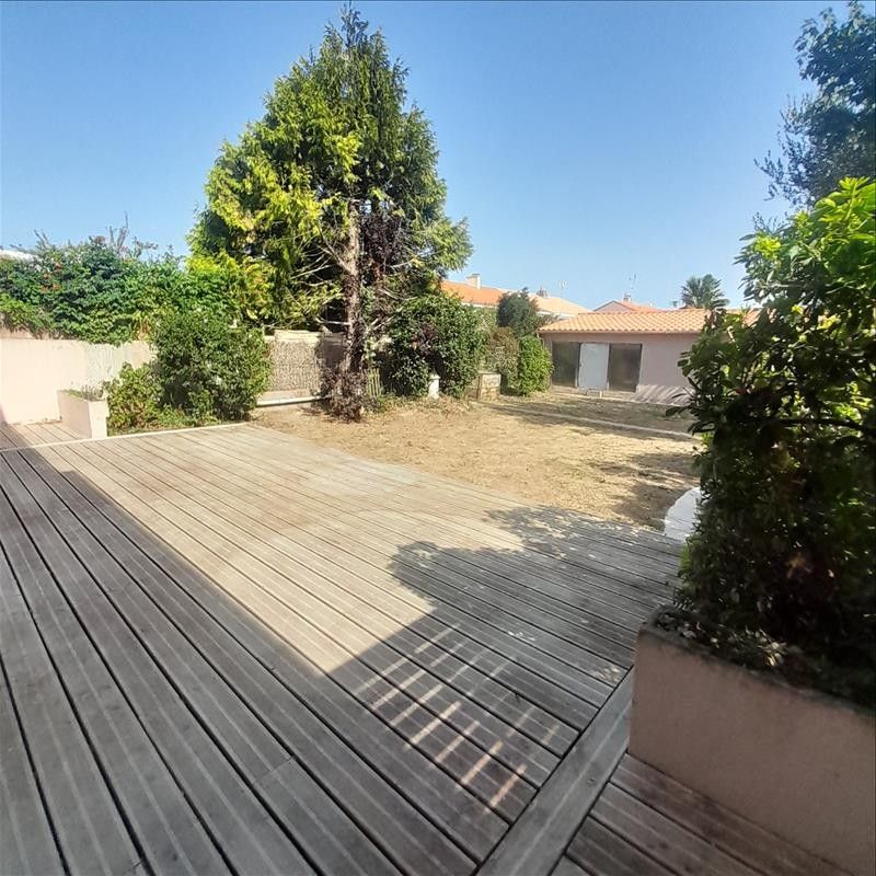 5 pièces - 122 m² - RDC - Colocation non autorisée - Photo 1