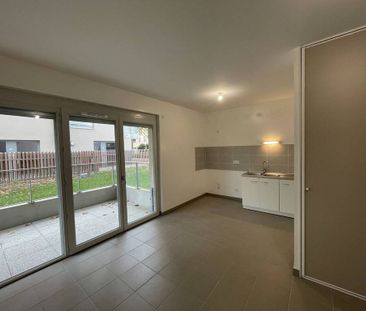 Location appartement Eybens 38320 2 pièces 46.82 m² - Photo 1