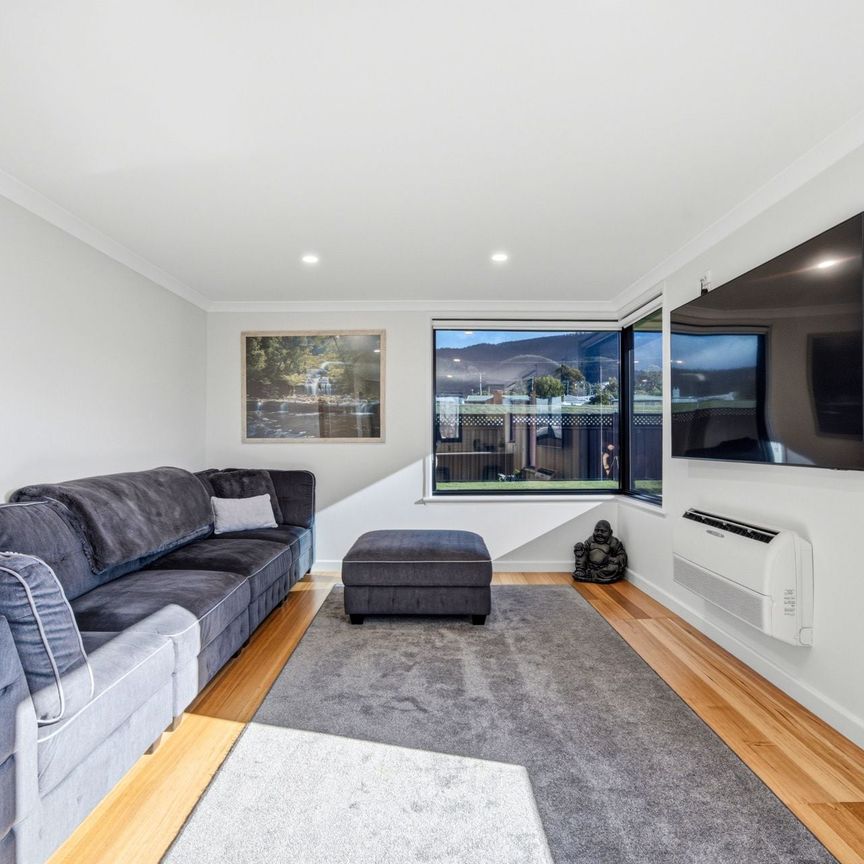 A Welcoming Home with Space Inside & Out - Photo 1