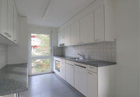 Bel appartement de 3½ pièces / Grosszügige 3½-Zimmerwohnung - Photo 4