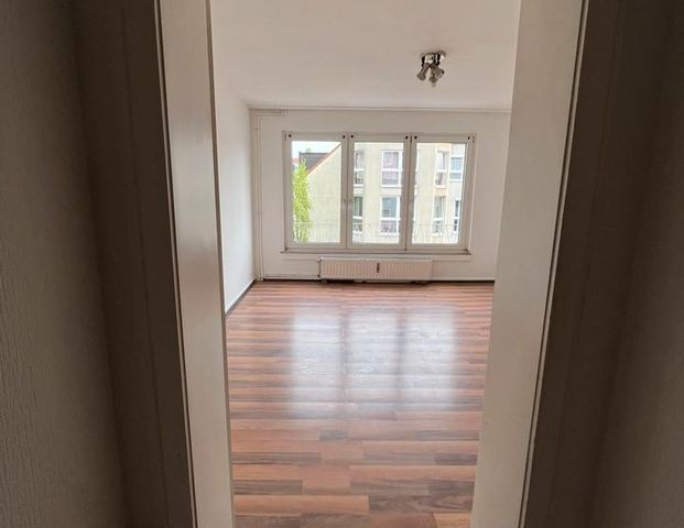 Miet-Wohnung in Mülheim | 1,5-Zimmer | Renoviert | Sofort verfü. - Foto 1