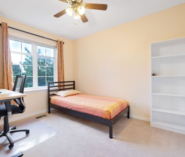 For Lease - 144 DEERCROFT Avenue, Barrhaven, Ontario - Photo 2