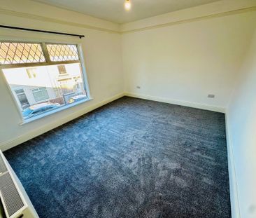 Duke Street - Photo 3