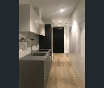 1007/14 Queens Road, Melbourne, Vic 3004 - Photo 5