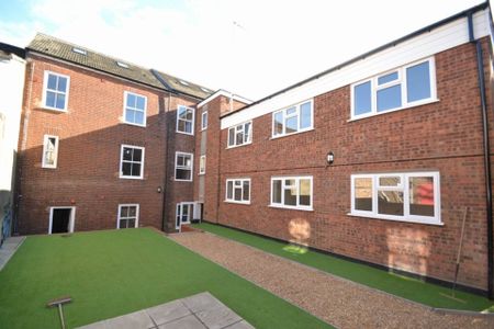 Cathedral Street, Norfolk - Photo 4