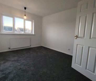 Severn Crescent, Chesterfield, North Wingfield - Photo 3